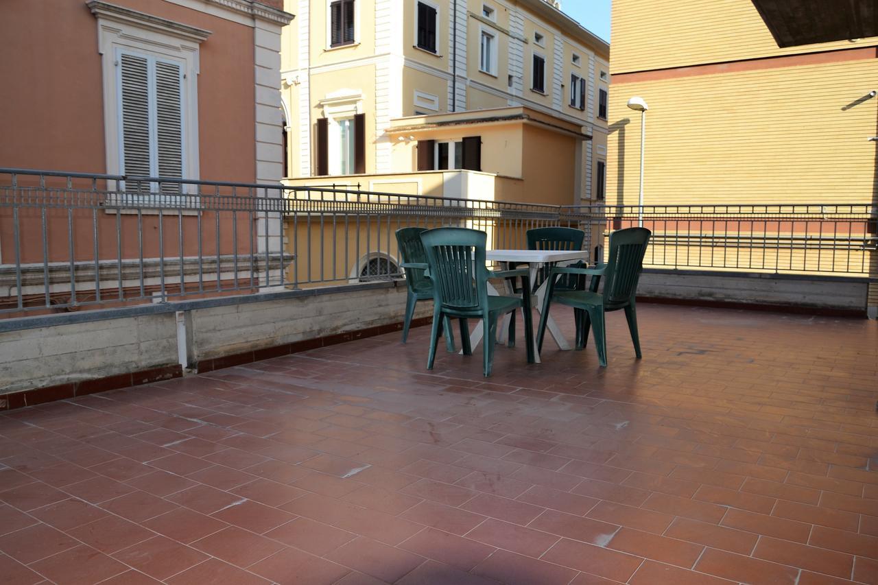 Hotel Antares Garni Giulianova Dış mekan fotoğraf