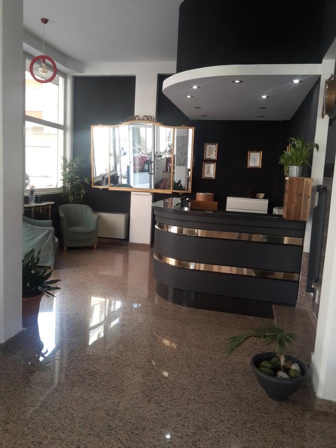 Hotel Antares Garni Giulianova Dış mekan fotoğraf